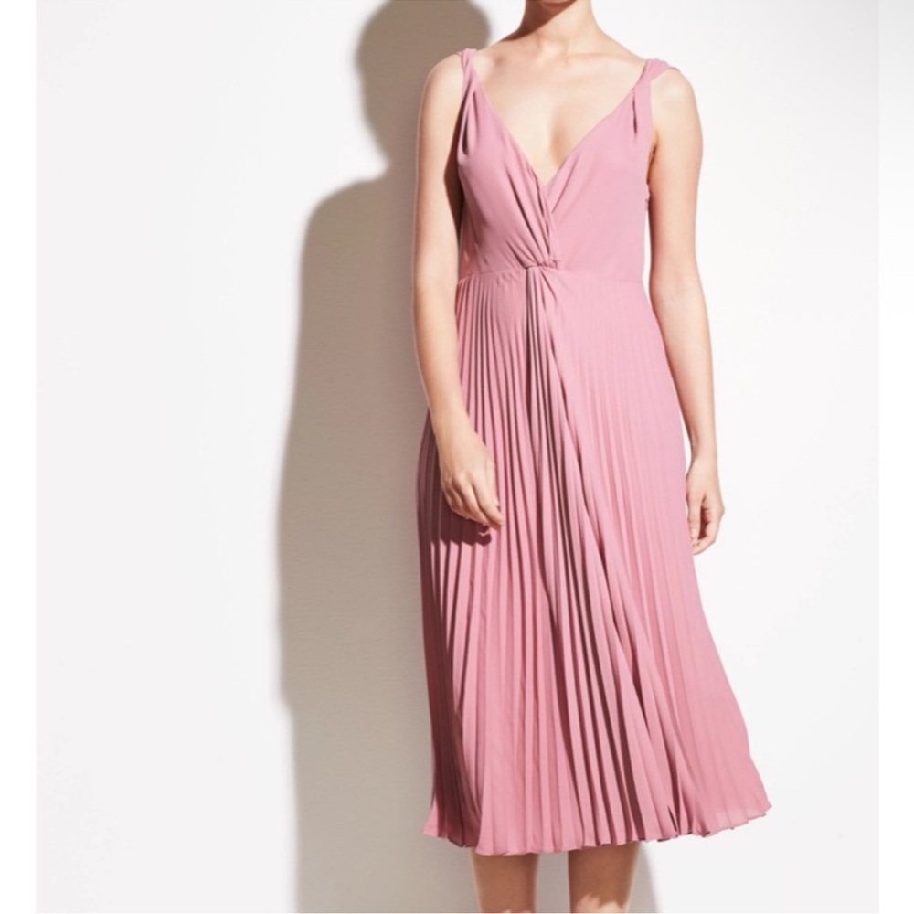Vince Elegant Pink Pleated Dress